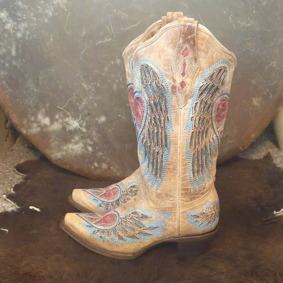 CORRAL A1976 distressed tan winged hearts & peace cowgirl western boots sz 6.5 - Picture 4 of 16